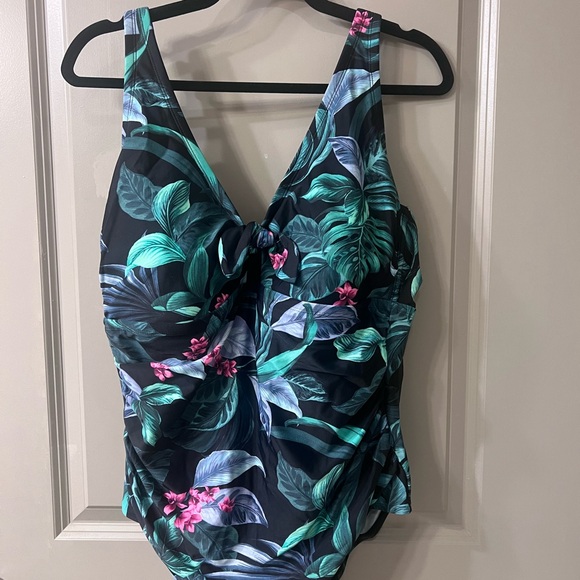 Kona Sol Black Multicolored Tropical One Piece Swimsuit - NWT - Plus Size 20 - Picture 3 of 7